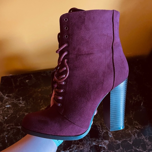 Jus Fab Boots - Picture 6 of 7